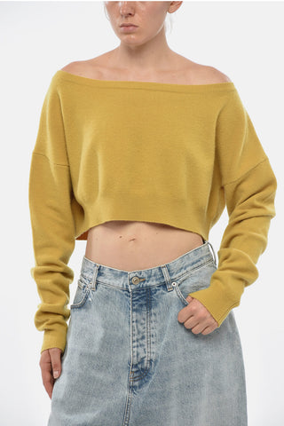 Maglia Cropped Fit in Misto Cashmere con Scollo a Barca