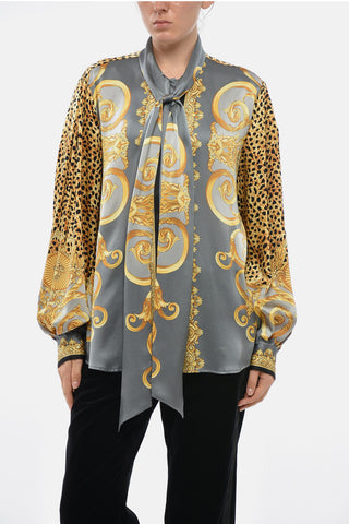 Camicia Tie Neck in Seta a Motivo Animalier e Barocco