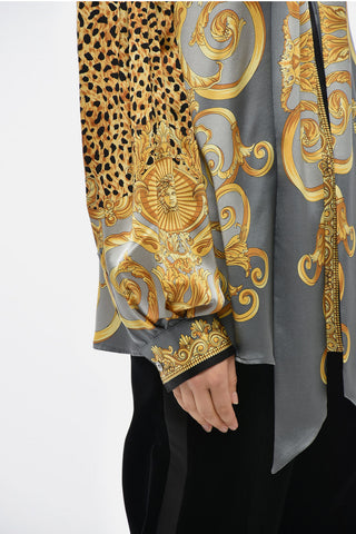 Camicia Tie Neck in Seta a Motivo Animalier e Barocco