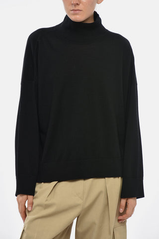 Pullover in Lana a Collo Alto con Monogram Ricamato