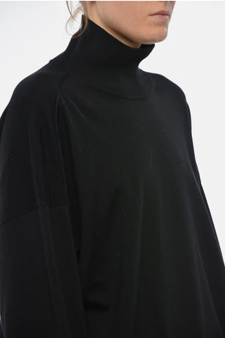 Pullover in Lana a Collo Alto con Monogram Ricamato