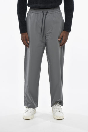 Jogginghose aus Stretch-Nylon mit Gummibund