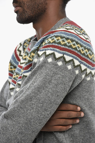 Gemusterter Wollpullover mit Rundhalsausschnitt