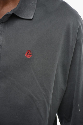 Loose-Fit Polo mit Used-Effekt und besticktem Logo
