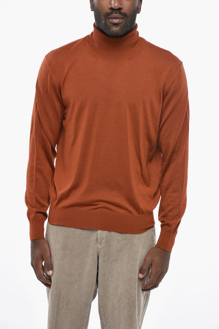 Rollkragenpullover aus Wolle