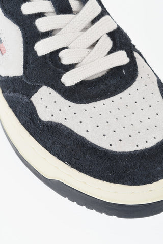 Low-Top Sneakers MEDALIST Two-Tone Suede