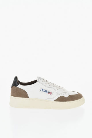 Niedrige Leder-Sneaker MEDALIST mit Wildleder-Finish