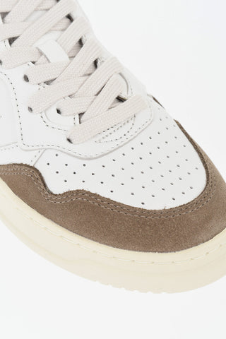 Niedrige Leder-Sneaker MEDALIST mit Wildleder-Finish