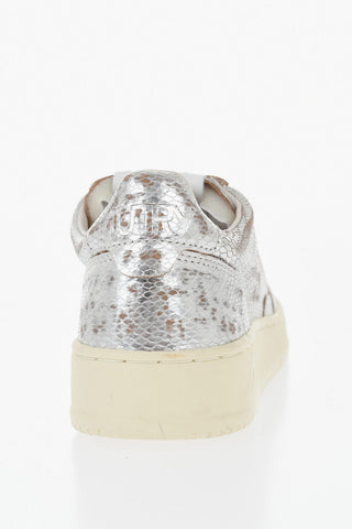 Niedrige Sneaker MEDALIST aus Metallic-Leder mit Schlangeneffekt