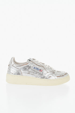Niedrige Sneaker MEDALIST aus Metallic-Leder mit Schlangeneffekt