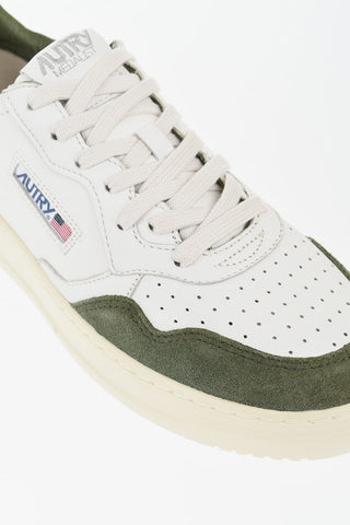 Niedrige Sneaker MEDALIST aus Leder und Veloursleder