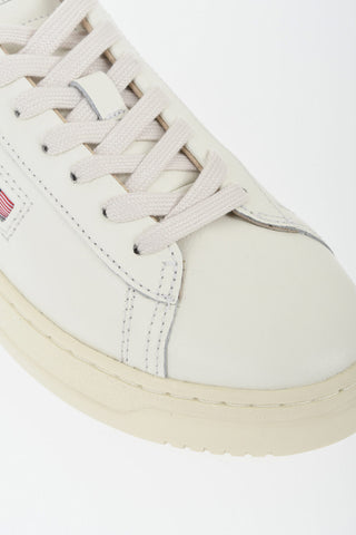 Leather Low-Top Sneakers DALLAS With Contrast Detail