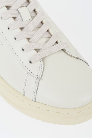 Leather Low-Top Sneakers DALLAS With Contrast Detail