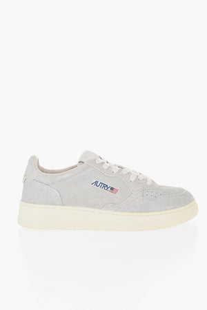 Suede Low Sneakers MEDALIST With Contrast Laces