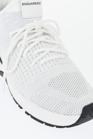 Niedrige Sneaker DASH aus einfarbigem Stoff mit kontrastierendem Logo