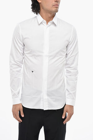 Camicia in Popeline di Cotone con Abbottonatura Nascosta e Ricamo a Contrasto