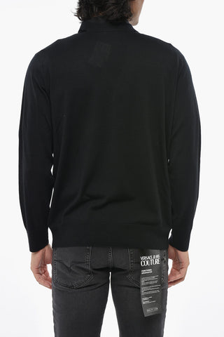 Pullover aus Merinowolle mit V-Ausschnitt und Cut-Out-Details