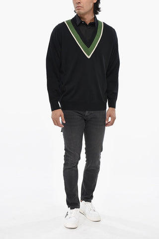 Pullover aus Merinowolle mit V-Ausschnitt und Cut-Out-Details