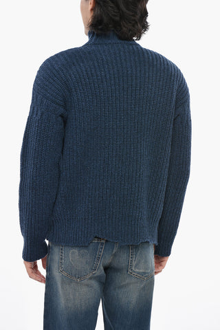 Rollkragenpullover aus reiner Wolle mit Vintage-Effekt, Brusttasche und gesticktem Logo