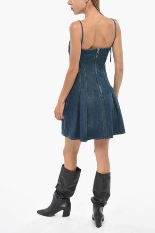 Mini ausgestelltes Denim-Kleid mit Spaghettiträgern
