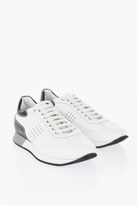 ID Low-Top-Sneaker aus Leder mit seitlichen perforierten Details