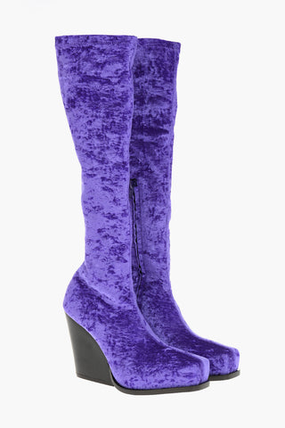 Knielange Cowboy-Stiefel aus Velours mit quadratischer Spitze und strukturiertem 10.5cm Absatz