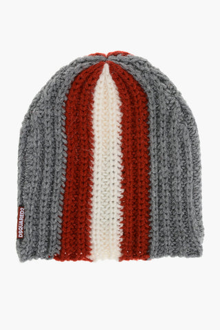 Beanie aus Strick mit Streifenbesatz