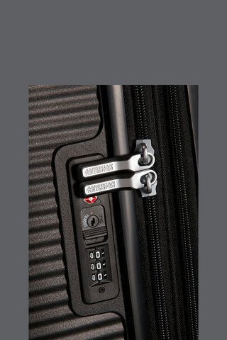 SOUNDBOX Medium Trolley 67cm 4W Expandable Bass Black