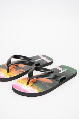 Multicolor 