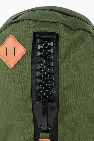 Zaino DAYBAG INFINITY IN Nylon con finiture in Pelle