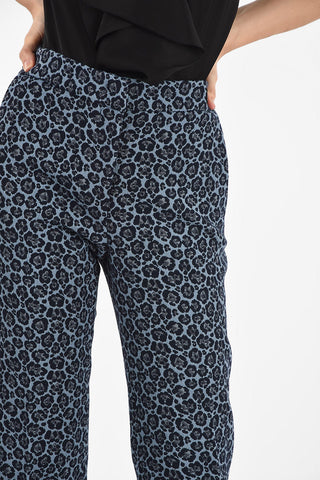 BE cheetah-print capri pants