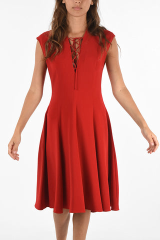 v-neck sleeveless shift dress