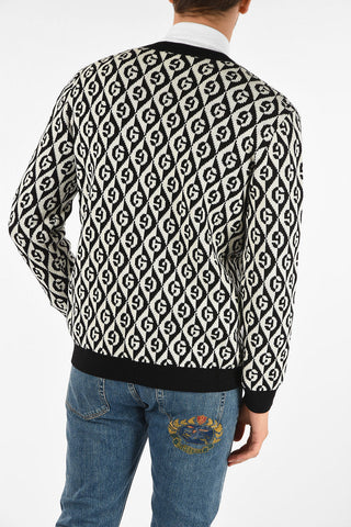 All over logo v-neck sweater