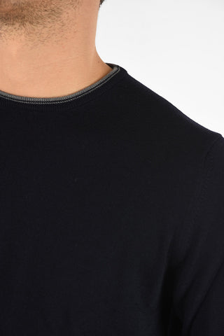 maglia girocollo in lana vergine