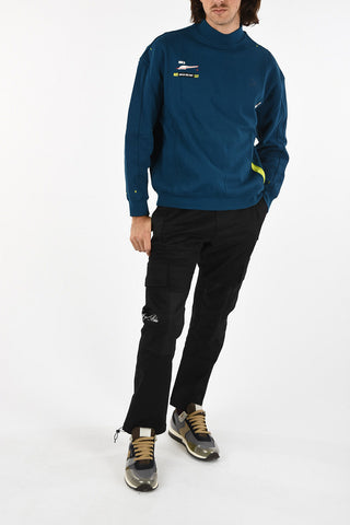 Turtle-neck sweatshirt