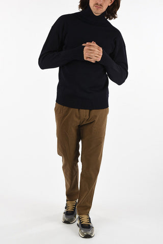 turtle-neck sweater