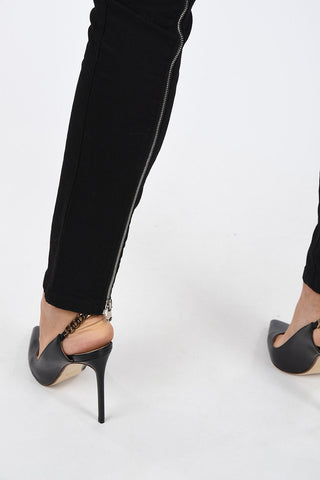 slim fit jeans with Zip Fastening