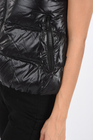 Hooded Sleeveless FEBE Down Jacket