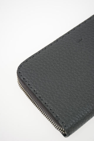 Zipped Leather Wallet