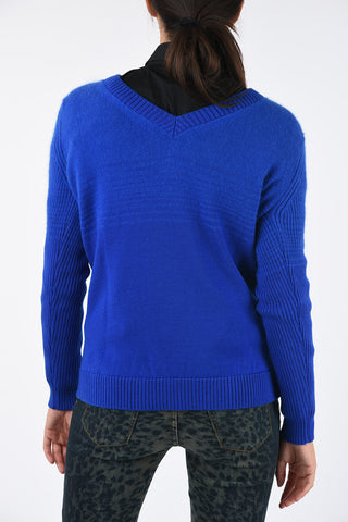 cable knit V-Neck Sweater