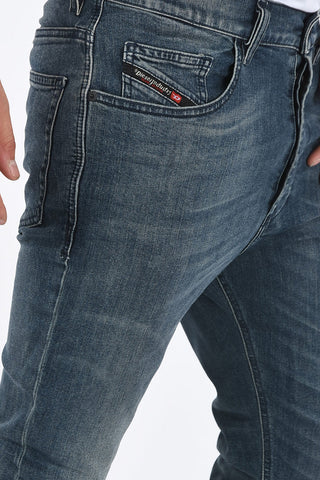 16cm Slim Fit D-EETAR Jeans L32