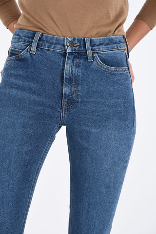 Frayed Hem DAILY Tapered Jeans