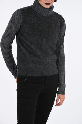 Turtleneck FORMIA Fuzzy Sweater
