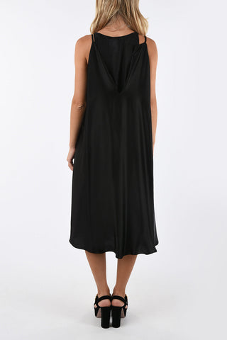 vestito shift midi con scollatura a v sulla schiena