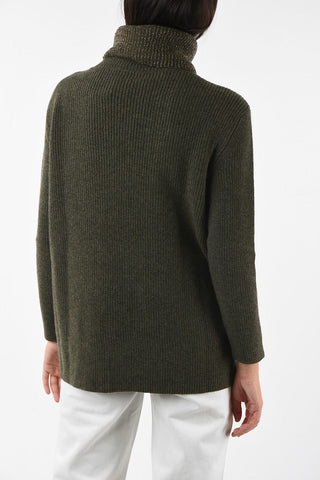 crochet turtle-neck sweater with Jewel details