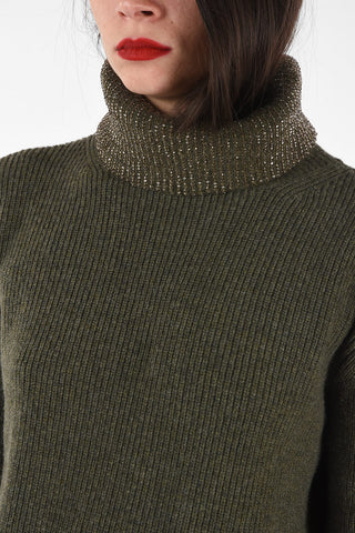 crochet turtle-neck sweater with Jewel details