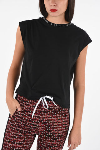 t-shirt girocollo con borchie