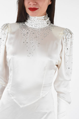 silk floor lenght dress with jewel details