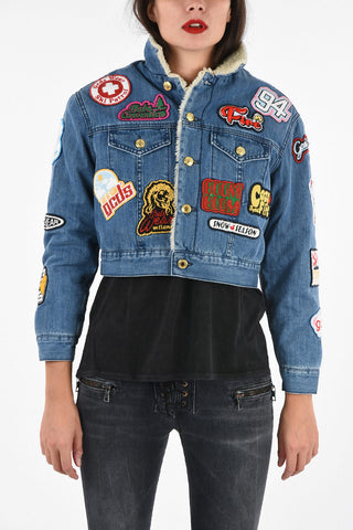 Giubbotto Crop in Denim con Toppe Ricamate