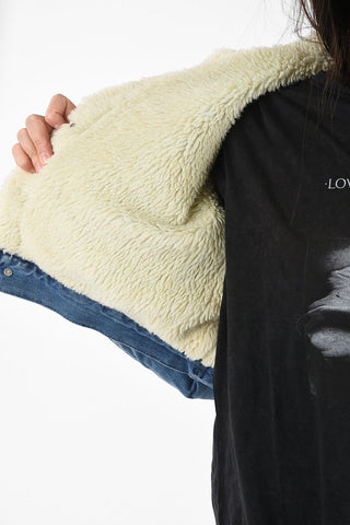 Giubbotto Crop in Denim con Toppe Ricamate